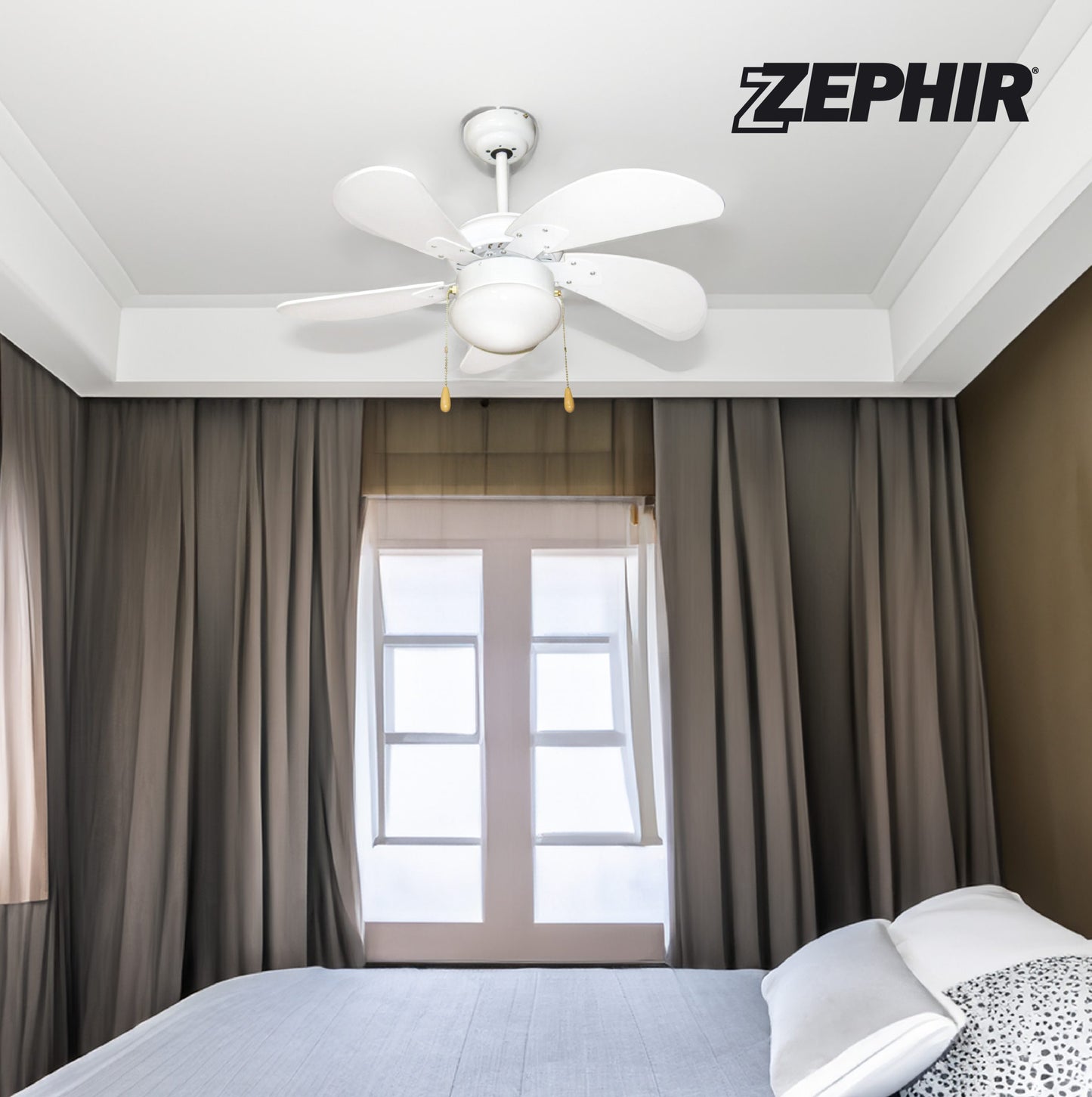 Decorative Ceiling Fan 130cm With Lamp Holder